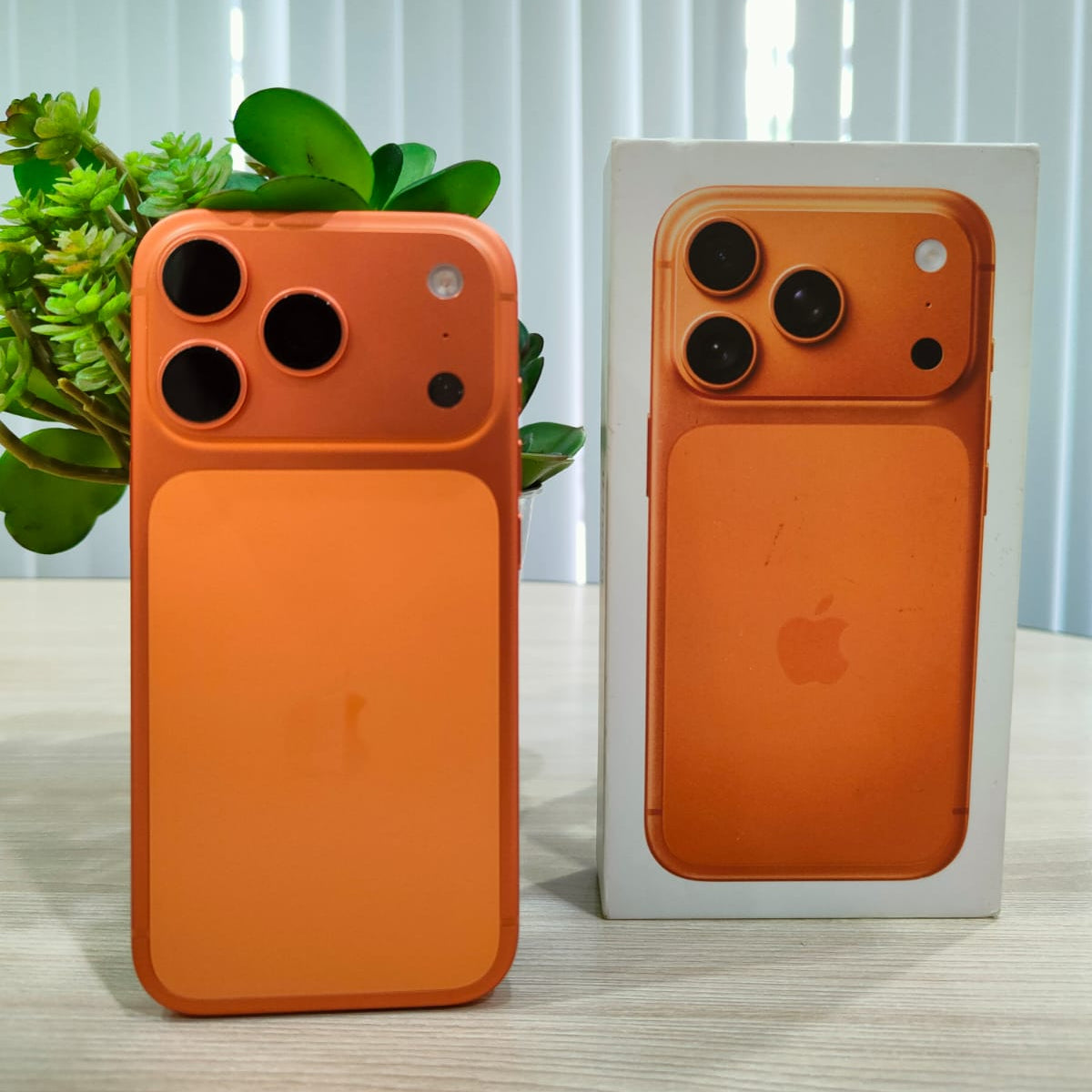iPhone 17 Pro 256gb Orange (Second Hand)