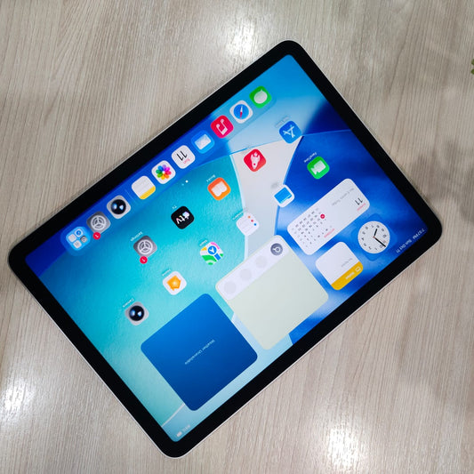 iPad Air 7th Gen M4 Chip 256gb Starlight (Second Hand)