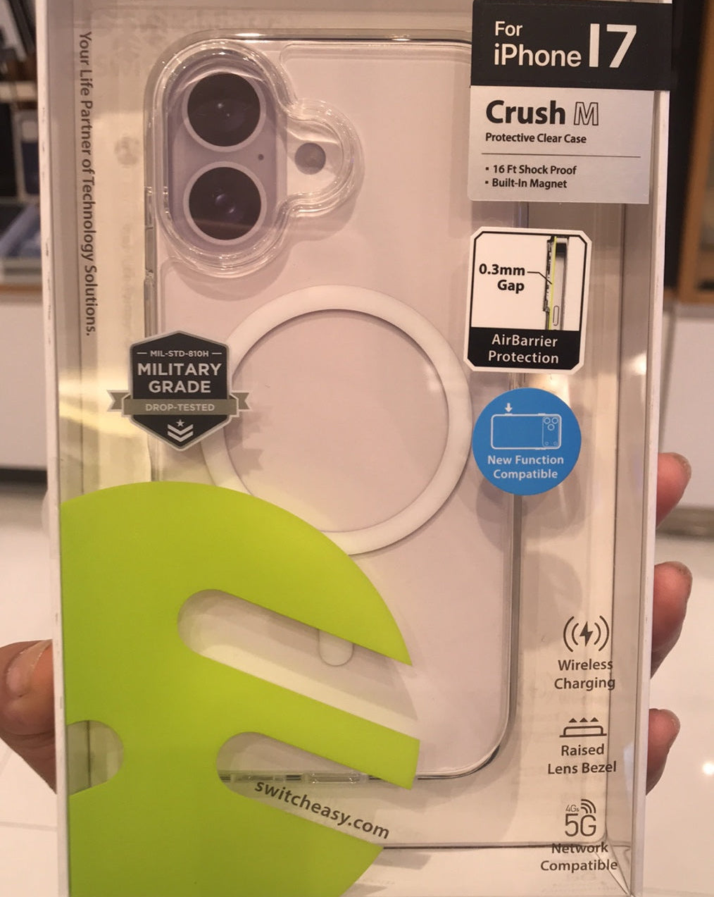 Switch Easy Crush M Case for iPhone 17 Series