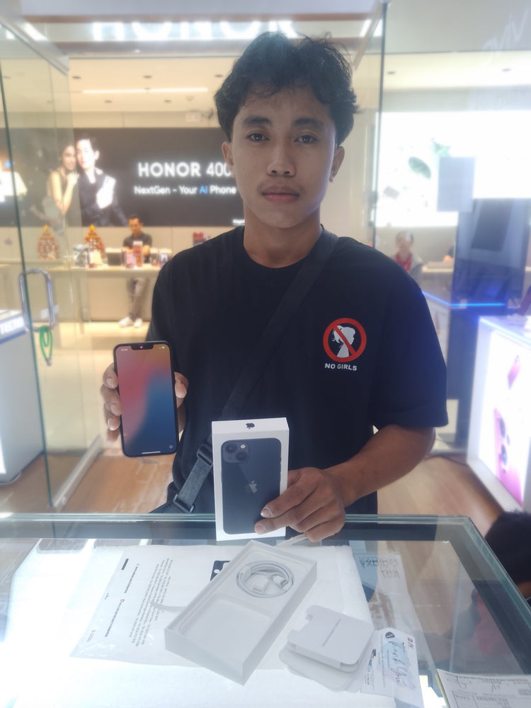 Happy JV Shop n Shop customer