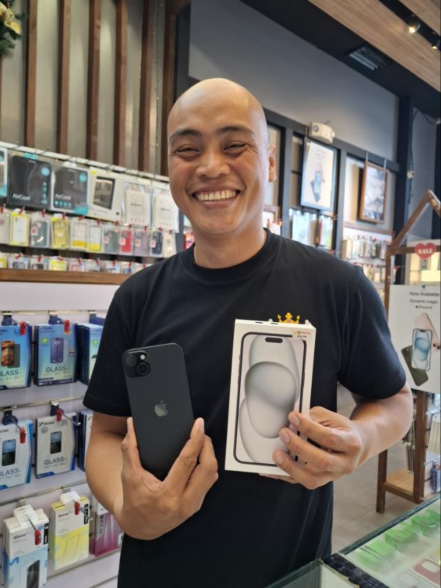 Happy JV Shop n Shop customer