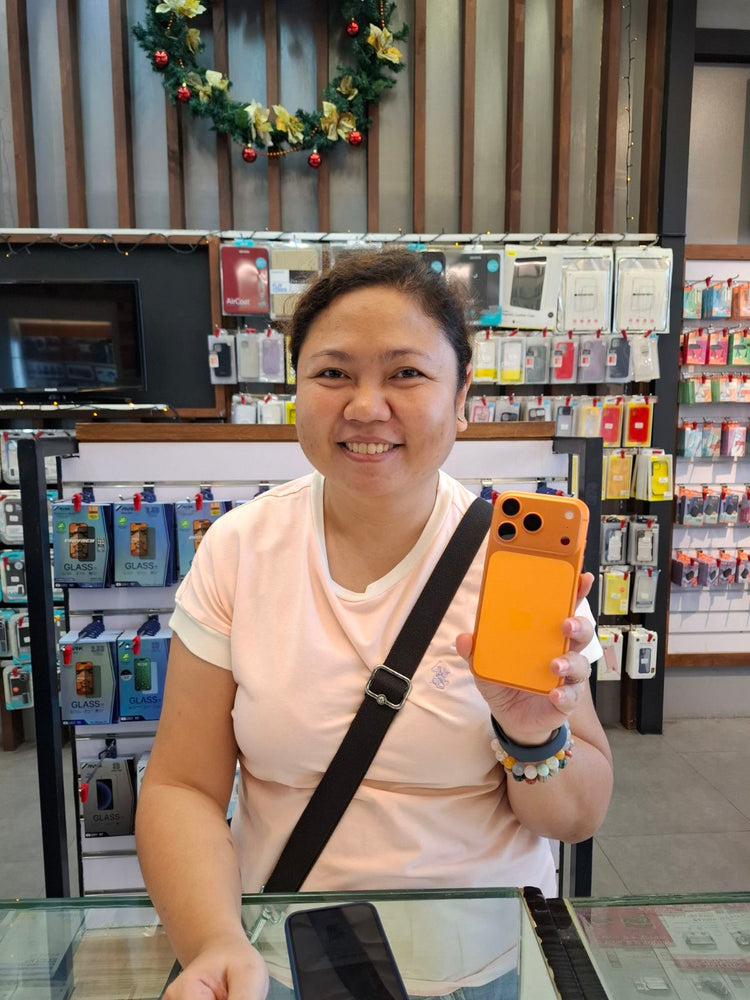 Happy JV Shop n Shop customer