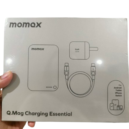 Momax Q.Mag X1 10000 mAh Powerbank and Charger Ensemble Sandstone