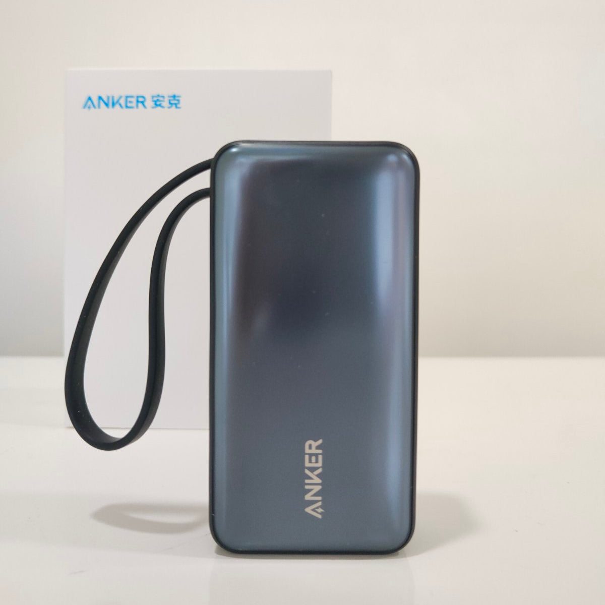 Anker 10000 mAh Nano Powerbank with Built-in Usb-c Cable (A1259) Black